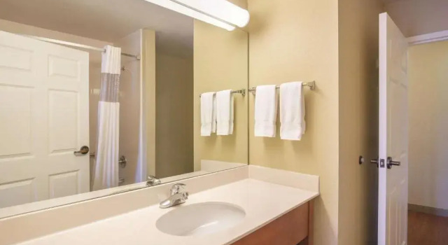 Люкс La Quinta by Wyndham Bentonville