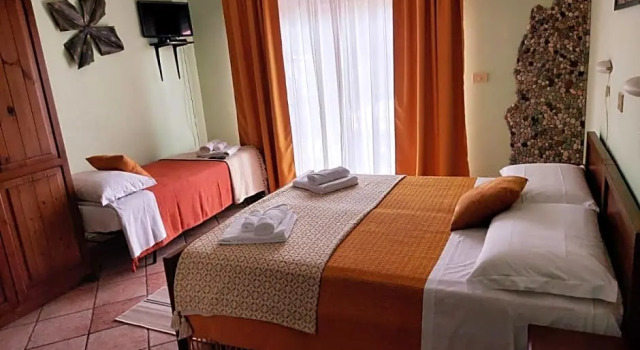 Sole Mare B&B, Book Hotel Hotels in Sicily with a Pool, Swimming Pool
