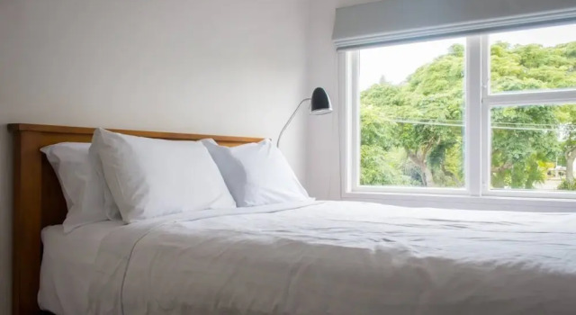 Renovated Mount Eden 1 Bed Flat With Mountain Views