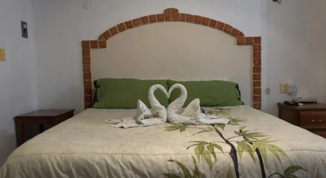 Suites Fenicia, Prenota Affittacamere Hotel a Quintana Roo con piscina, Piscina