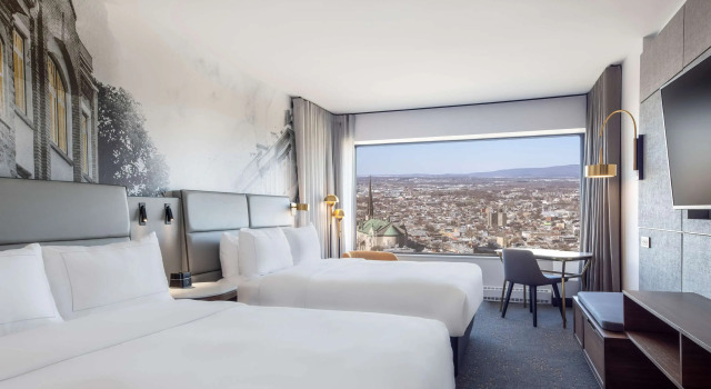 Hilton Québec, Varaa Hotelli Liikematkailuhotellit kohteessa Quebec, 4* 5*