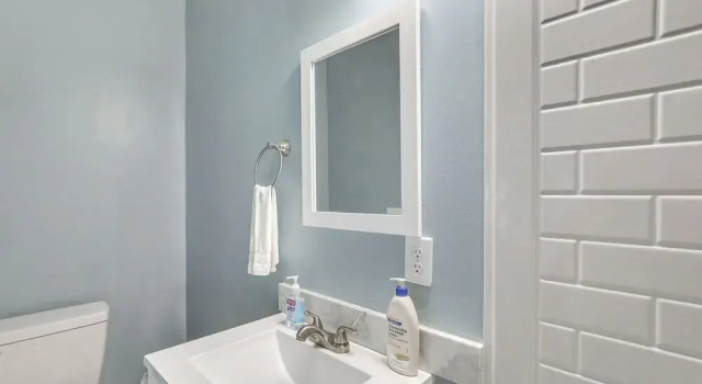Коттедж с 4 комнатами Walterboro House w/ Office Near Wildlife Center