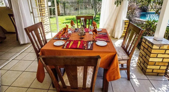 Chalet Chobe River Cottages