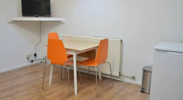 Top Studio Marolles, Забронировать Апартаменты/квартира Апартаменты Брюссельского столичного региона, рядом с Нотр-Дам-Дю-Саблон, Апартаменты/квартира