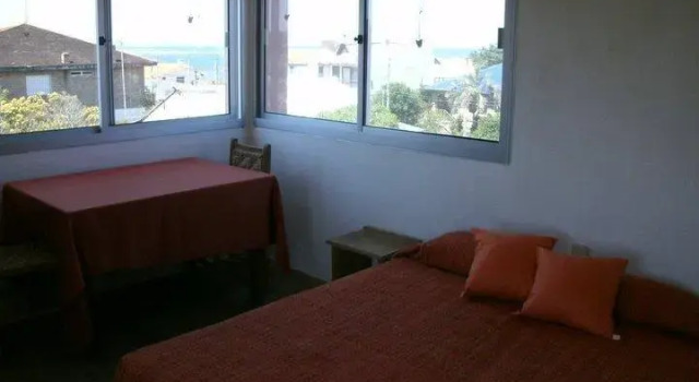Hostel La Cruz del Sur, Book Hostel / Vandrerhjem Hostels i Rocha, Hostel / Vandrerhjem