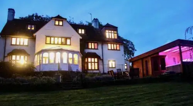 West Down Farmhouse, Book Feriehus Villaer i South Molton, Villa