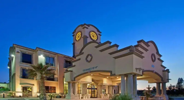Run of House Holiday Inn Express Hotel & Suites Tucson Mall by IHG