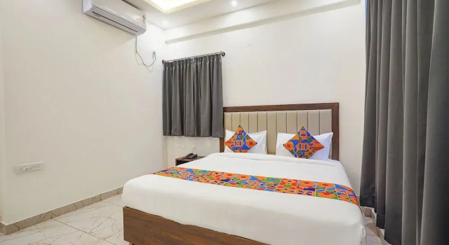 Номер Premium FabHotel Airport Stay Inn - Near Kempegowda Airport
