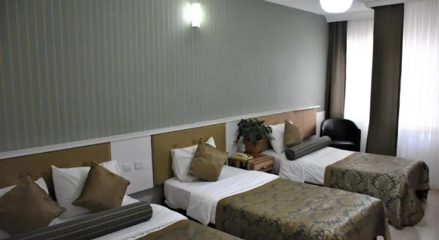 Трёхместный номер Standard DİNAR HOTEL