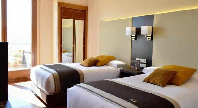 Hotel Armiñe, Boek Hotel Basauri Vizcaya
