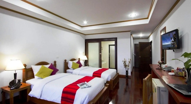 Lipa Bay Resort