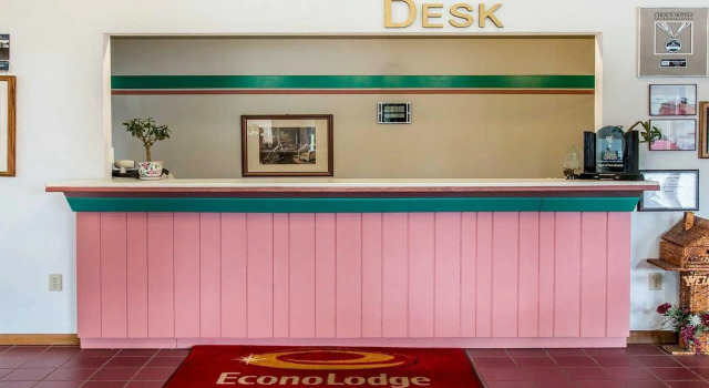 Econo Lodge Lakeshore, Boek Hotel Manistique Michigan