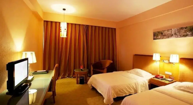 Jinyuan Hotel - Wuzhou, Rezervați Hotel Wuzhou Guangxi