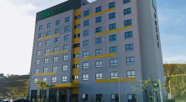 Golden Tower Shopping by Fênix Hotéis, Забронировать Отель Позу-Алегри 