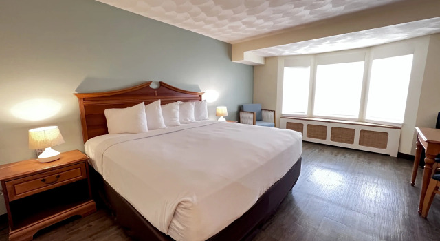 Atlantic Beach Hotel and Suites Newport
