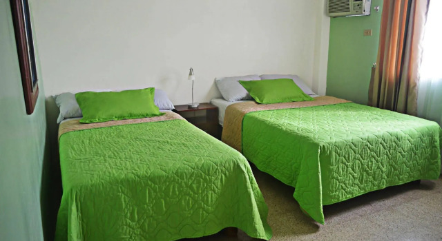 North Star Hostal Guayaquil, Book Hotel Hotels in Guayas with Breakfast, Breakfasts