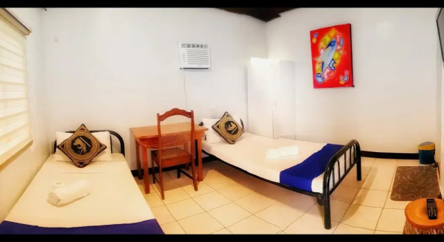 shanedel's inn & café, Rezervovat Hotel Basco Cagayan Valley
