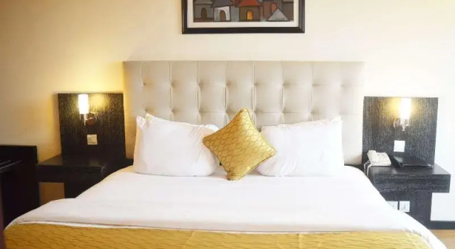 Двухместный номер Premier с балконом Best Western Premier Accra Airport Hotel