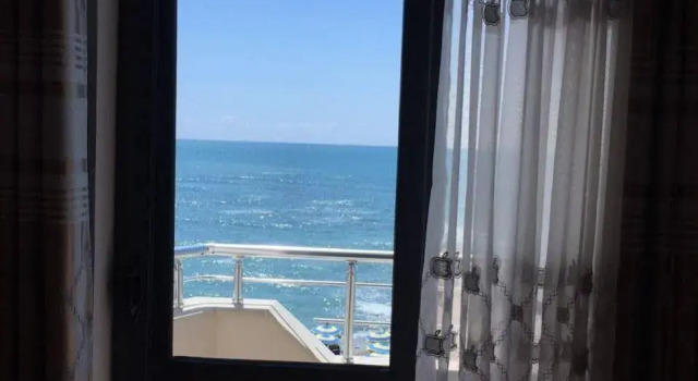 Hotel Ferrara, Rezerwuj Hotel Hotele w Durres County z parkingiem, Parking