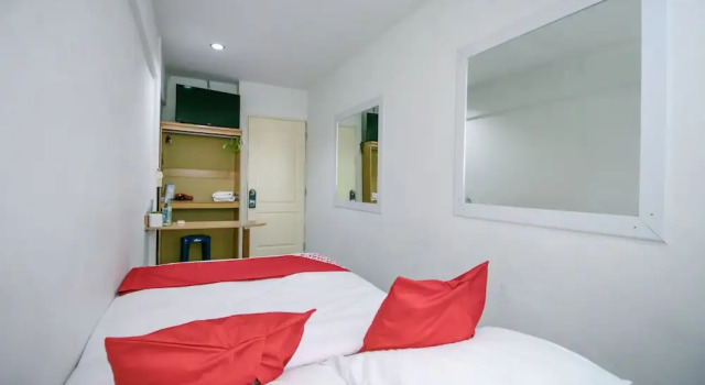 Номер Premium OYO 568 Art Hotel Hua Lamphong - Hostel
