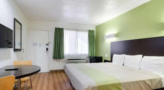 Двухместный номер Standard Motel 6-Santa Fe, NM - Downtown