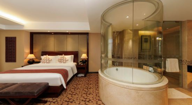 Люкс Premier Rose Plaza Hotel