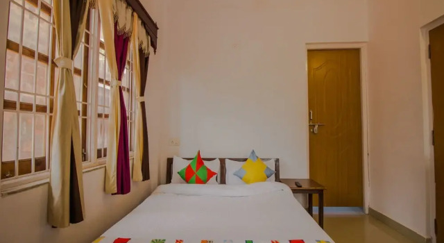 OYO 14025 Home Beach Facing 1BHK Mandrem