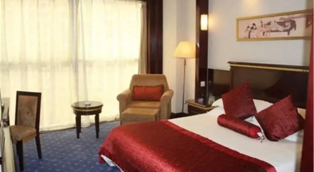 Двухместный номер Deluxe Shanghai Golden Jade Sunshine Hotel