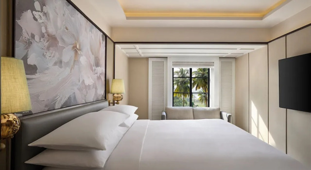 Suite Renaissance Goa Hotel