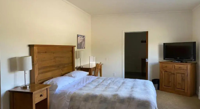 Четырёхместный номер Standard Stork Nest Inn