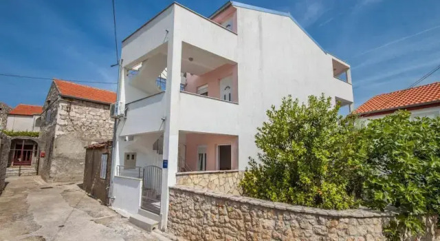 Apartments Mazor