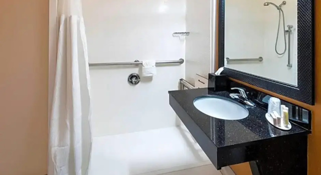 Номер Standard Fairfield Inn and Suites St Petersburg Clearwater