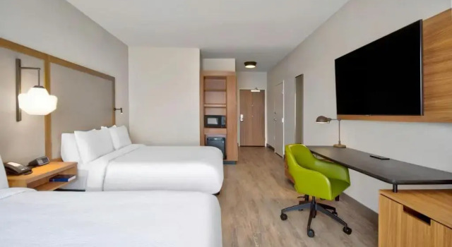 Четырёхместный номер Standard Fairfield by Marriott Inn & Suites Cincinnati North West Chester