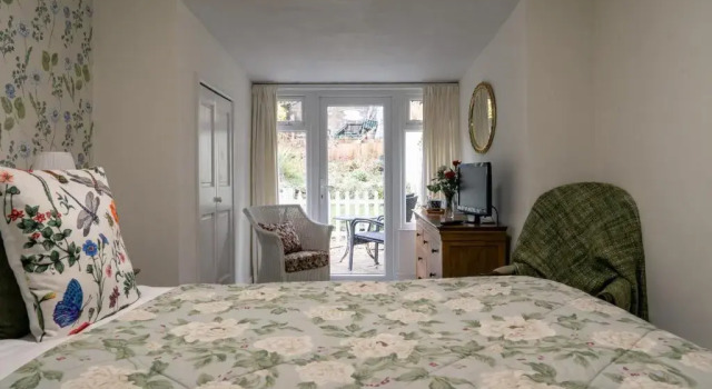 Номер Standard с видом на сад Lee House