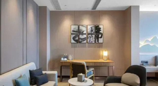 Люкс Deluxe с видом на реку Riverside Garden Holiday Hotel
