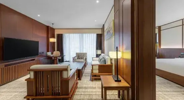 Люкс Executive Zhaojun Mountain Villa (Xingshan High-speed Railway Station)