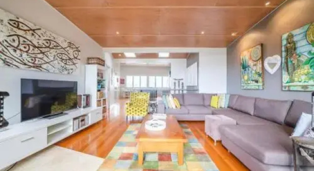 Saltwater 3, Boek Hotel Point Lookout 