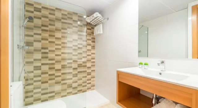 Апартаменты с 3 комнатами с балконом Apartaments Condado by Marsol