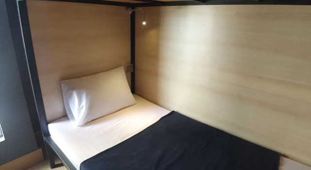 Кровать в общем номере (женский номер) Cozycloud Backpackers Hostel
