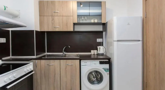 Апартаменты Modern and Bright Apartments near Center