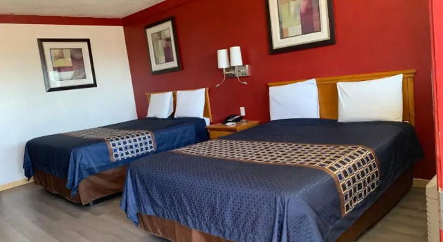 Camera quadrupla Standard Budget Inn