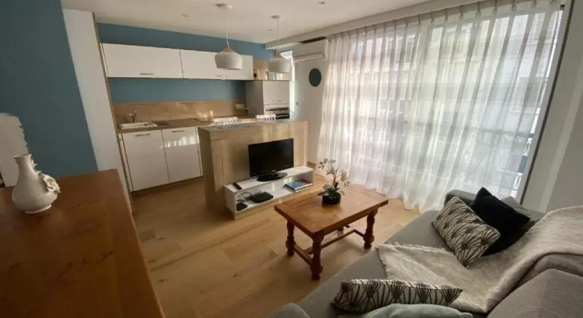 Studio 30 M2 Hyper centre, Neuf, Parking Gratuit, 3 Étoiles