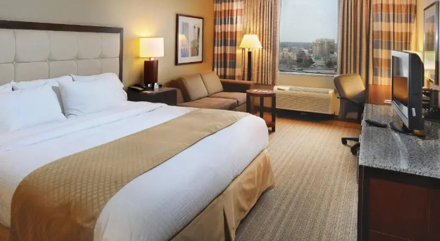 Номер Standard с красивым видом из окна DoubleTree by Hilton St. Louis at Westport