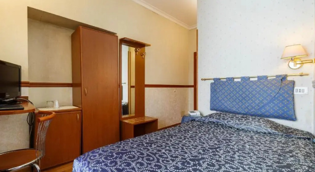 Одноместный номер Comfort Hotel Paris