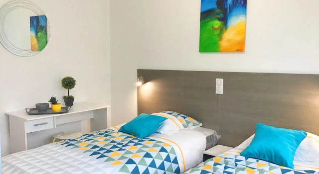 Appart Soleil T6 140m2 proche Sanctuaire, Rezervovat Apartmán Hotely v Hautes-Pyrénées s parkováním, Parkování