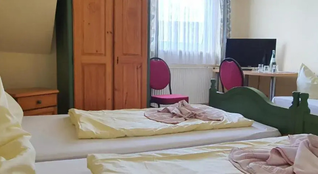 Трёхместный номер Standard Hotel & Restaurant Beckmanns Winzerhaus