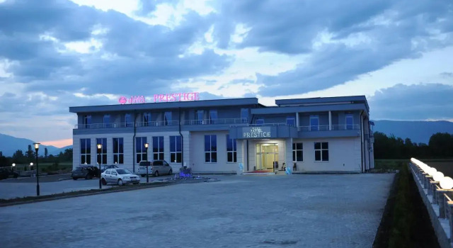 Hotel Prestige Struga, Prenota Hotel Struga Lago di Ohrid
