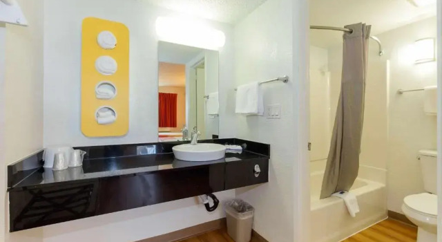 Двухместный номер Standard Motel 6 Hayward, CA- Silicon Valley Gateway