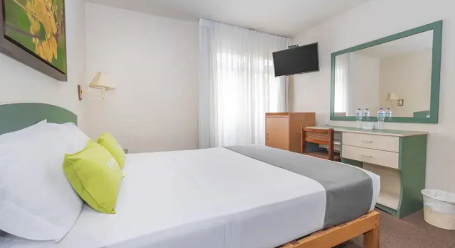 Номер Superior Hotel San Isidro Inn