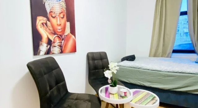 Sweet 3BR Apt in a Quiet Neighborhood, Rezervați Apartament Viena Austria, aproape de Liesing Railway Station